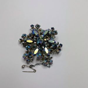 Stunning 195s cocktail brooch